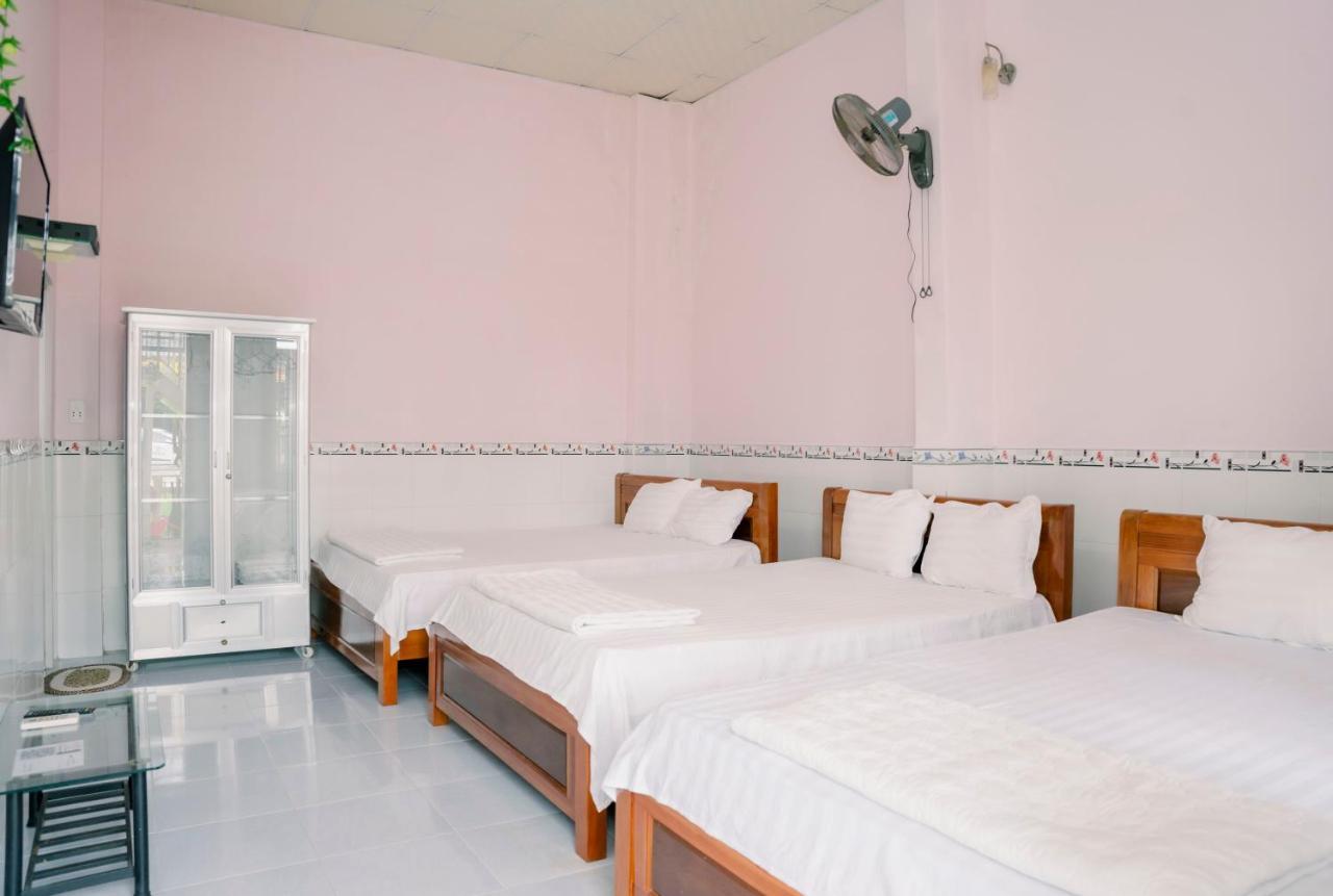 Xuyên Mộc Phuong Tu Hostel מראה חיצוני תמונה