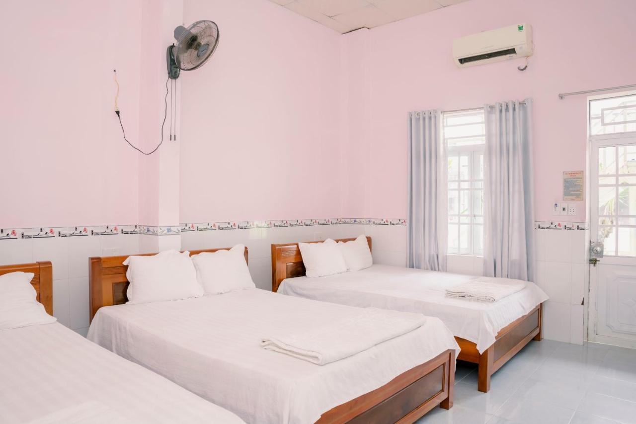 Xuyên Mộc Phuong Tu Hostel מראה חיצוני תמונה