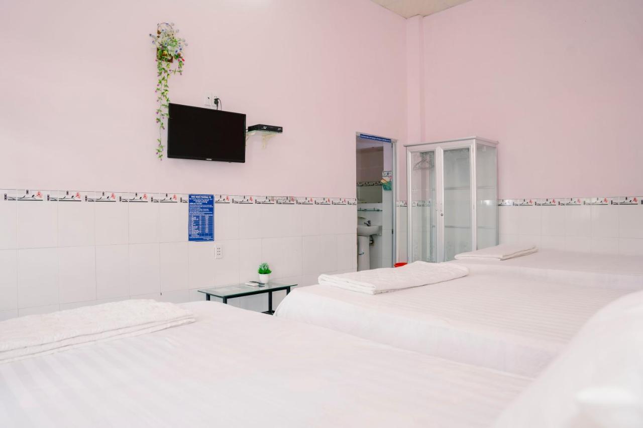 Xuyên Mộc Phuong Tu Hostel מראה חיצוני תמונה