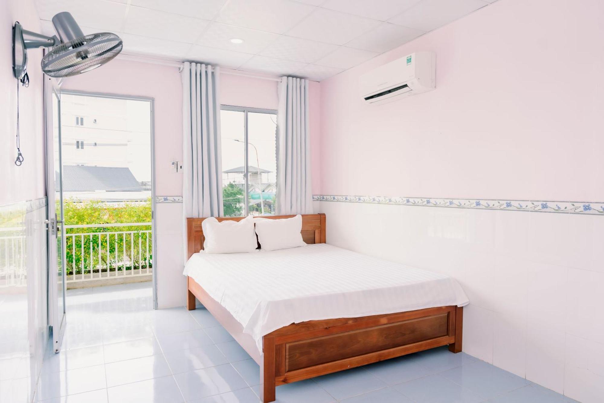 Xuyên Mộc Phuong Tu Hostel מראה חיצוני תמונה