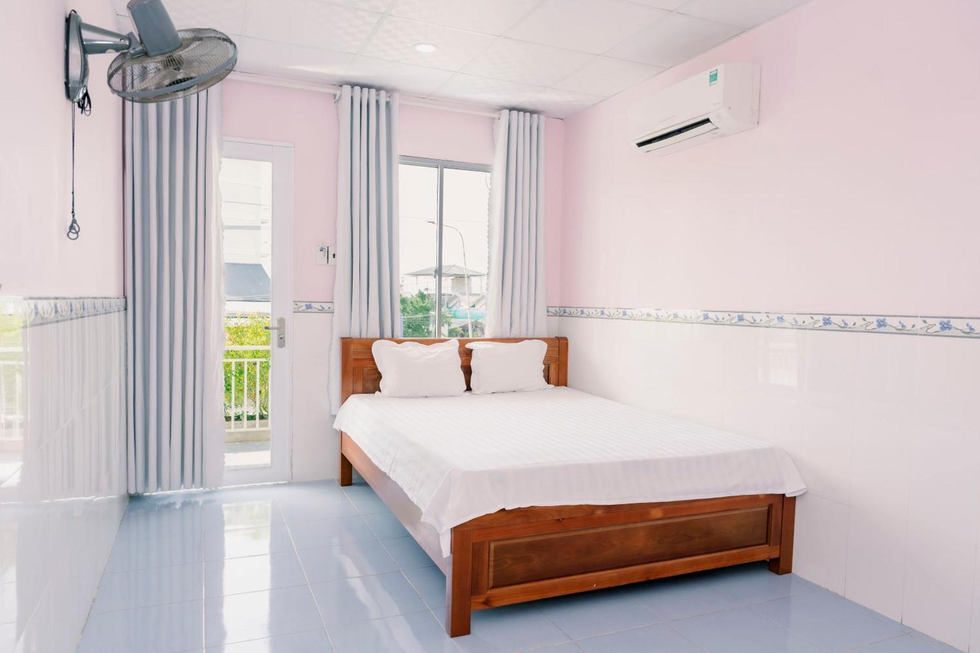 Xuyên Mộc Phuong Tu Hostel מראה חיצוני תמונה